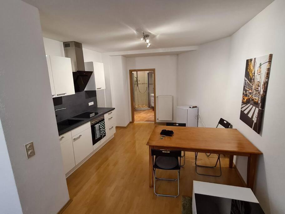City Central Apartment Кайзерслаутерн Экстерьер фото